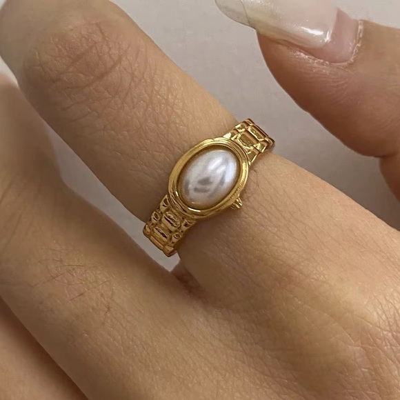 SahrzJewellery Jewelry - Size 7 | 18K Gold Plated Oval Pearl Watch ring